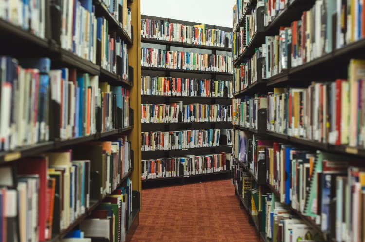 library-books_4460x4460